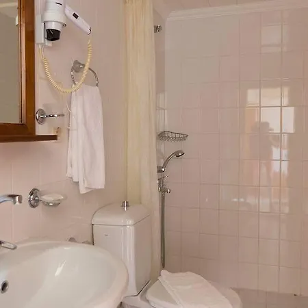 The White House Bed & Breakfast Kalkan