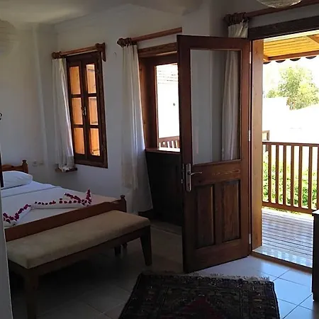 The White House Kalkan