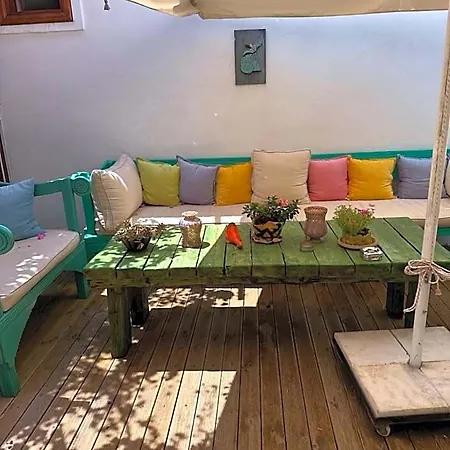 The White House Bed and Breakfast Καλκάν