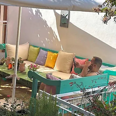 Bed and Breakfast The White House Καλκάν