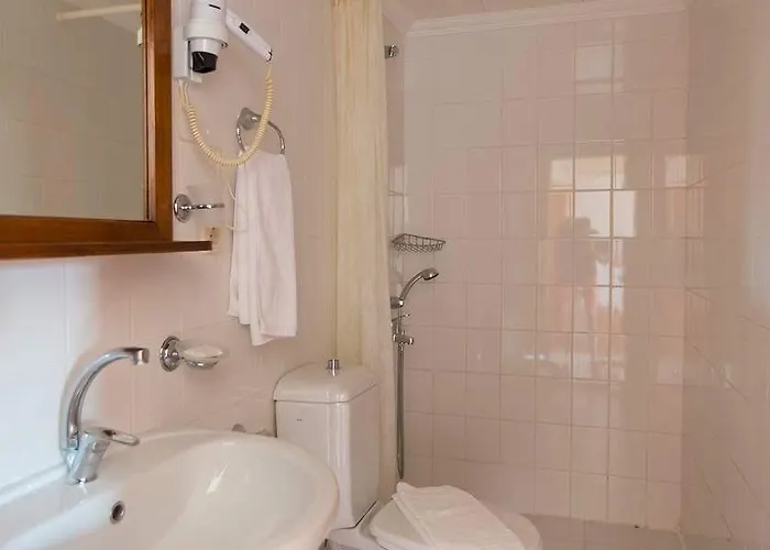 The White House Bed & Breakfast Kalkan